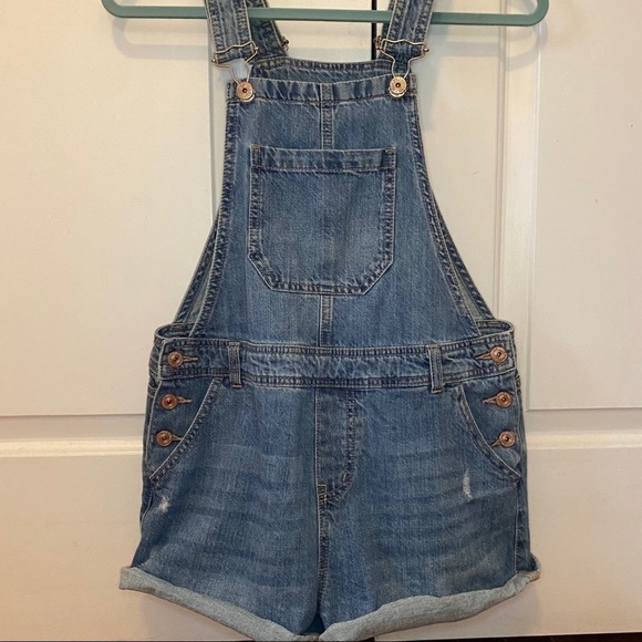 Denim Blue Women's Overall Shorts - Picture 3 of 9